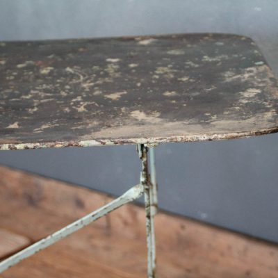 Tavolino da bistrò grigio ruggine anni '30